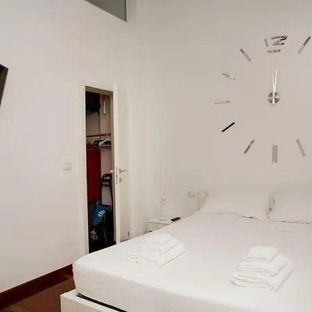 Welcome To La Casa Di Sandro Under The Towers Apartament *