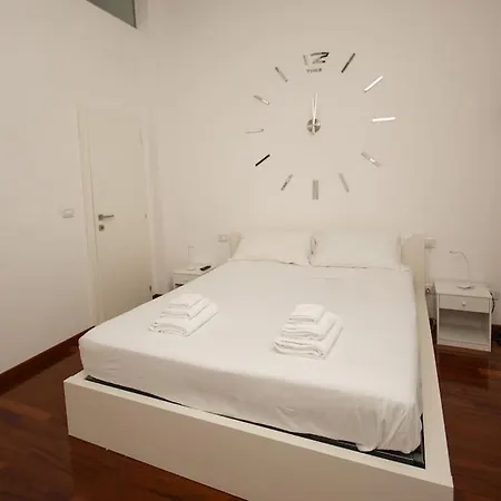 Welcome To La Casa Di Sandro Under The Towers Appartement