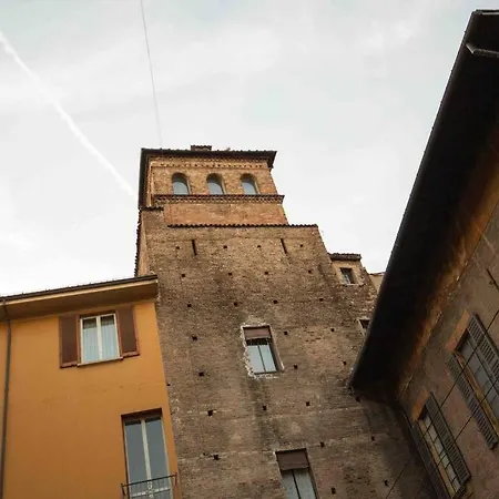 Apartament Welcome To La Casa Di Sandro Under The Towers Bolonia