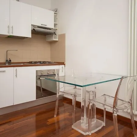 Welcome To La Casa Di Sandro Under The Towers Bologna